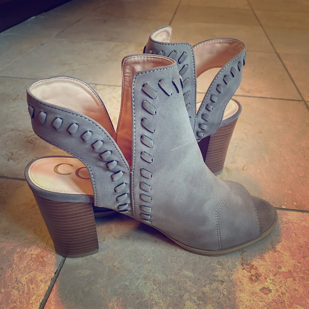 MOVING SALE- Red Dress boutique fall booties